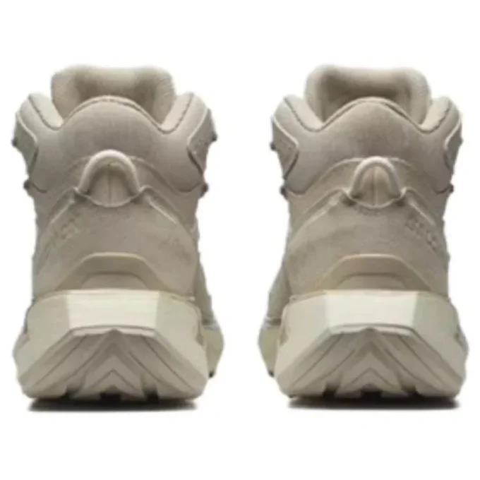 ODYSSEY ELMT Mid Gore-Tex “Vanilla Ice Almond” ODYSSEY ELMT Mid Gore-Tex “Vanilla Ice Almond”
