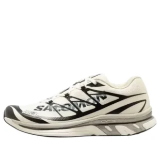 SALOMON x Margiela XT-MM6 “Vanilla Ice Black”